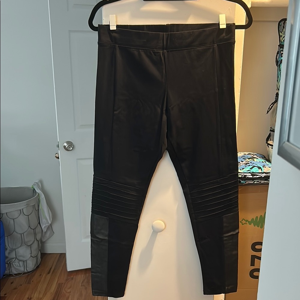 Women’s Black Moto Leggings